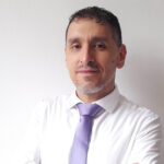 Profesor Cesar Briones